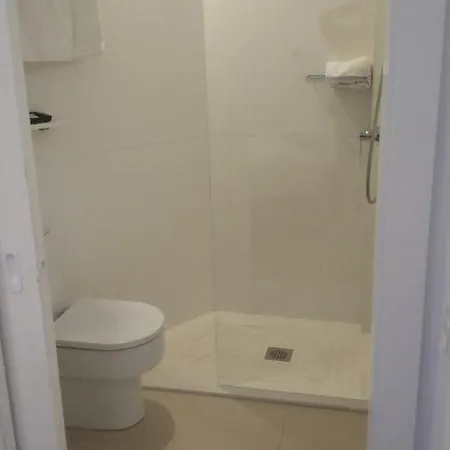 Picasso Apartament *